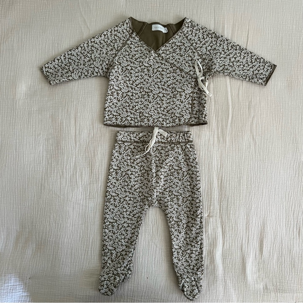 Jamie Jay set